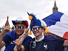 Скоро финал. Болельщики сборных Франции и Хорватии собрались на Красной площади