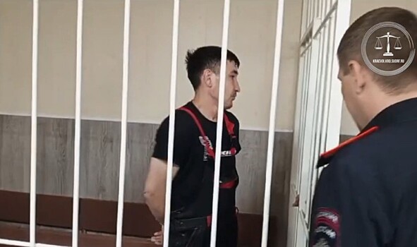 Ушёл на СВО: Марат Абдюшев избежал приговора за нападение на полицейского в Краснодаре год назад