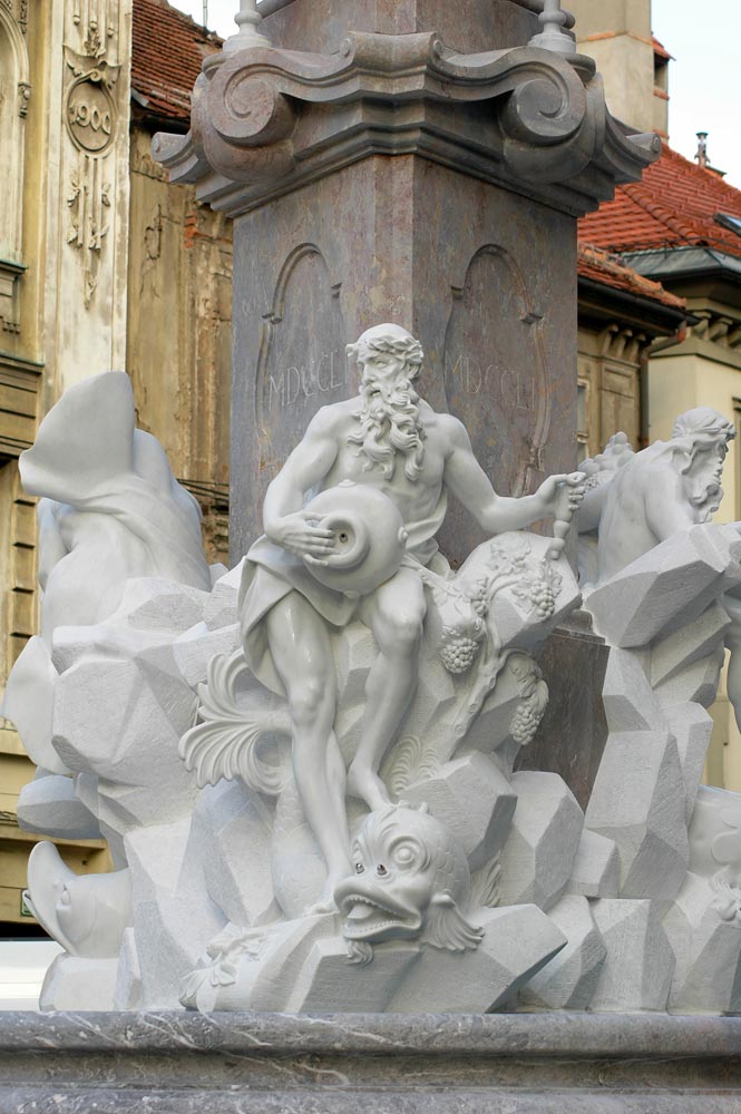 Фонтан трех карниольских рек, Любляна, Словения, Европа