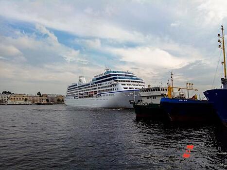 Петербург и Балтийск предложили связать круизными лайнерами