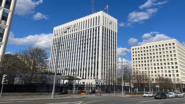 Минюст пополнил список иноагентов: рассказываем, кто в него попал
