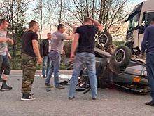 Водителя и пассажира зажало обломками авто в Рябово. Они скончались