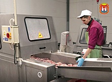 За 2021 год в Калининградской области произвели более 120 тысяч тонн свинины, говядины и птицы