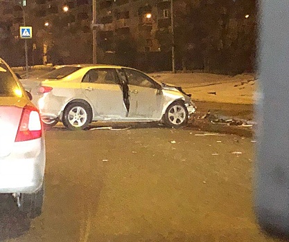 Страшная авария в Советском районе Волгограда: иномарки превратились в груду металла
