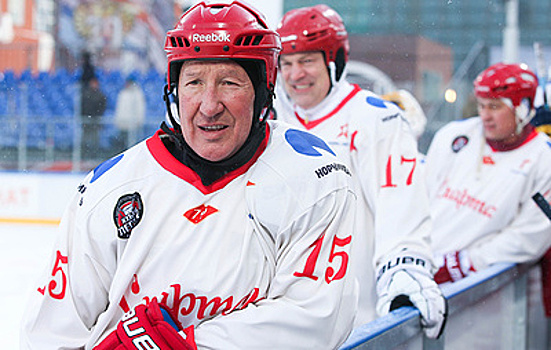 "Со светлой хоккейной головой". 80 лет исполнилось бы рекордсмену сборной страны Мартынюку