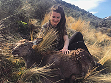 Молодую охотницу раскритиковали за любовь к убийствам животных