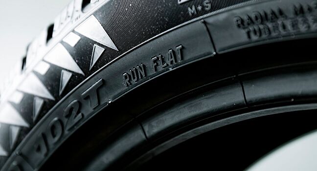 Производство легковых шин автомобилей за восемь месяцев упало на 21,7%