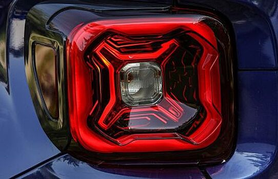 Jeep Renegade после фейслифтинга: смотрим первый тизер