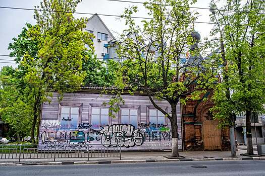 В Нижнем Новгороде дом на улице Варварской незаконно снесли