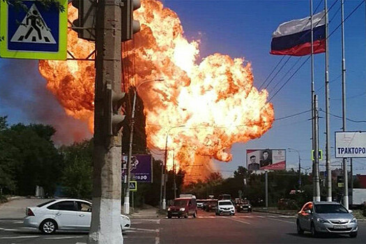 Восемь человек пострадали при взрыве АЗС в Волгограде