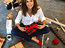 Синди Кроуфорд занялась благотво­рительностью в Рождество