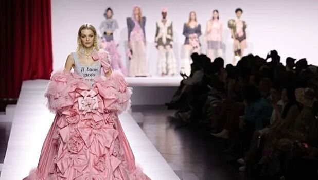 Неделя моды в Милане: RTW-коллекция Moschino