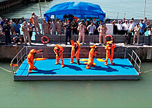 Пятым упражнением конкурса «Кубок моря» АрМИ-2022 в Азербайджане стало использование спасательных средств