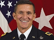 СМИ: в Конгрессе рассчитывают получить у ФБР запись бесед Флинна с послом РФ