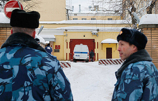 В "Лефортово" мест много: Киев предостерегли от нарушения законов РФ