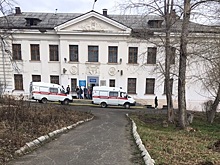 «Курили какую-то смесь»: в Первоуральске двух девятиклассниц увезли из школы на скорой