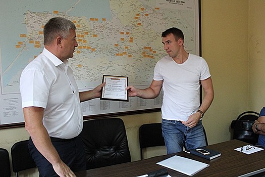 11 представителей автотранспортных предприятий Калининграда получили похвалу от губернатора и министра