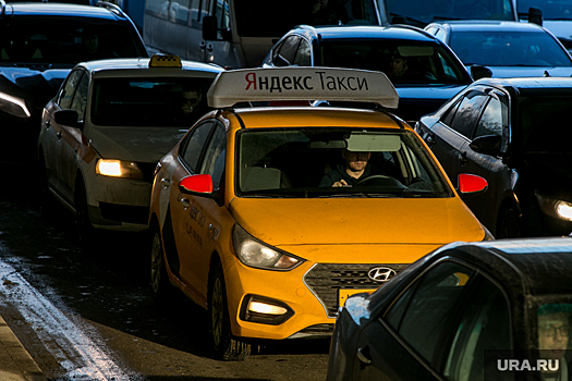 Общественники раскритиковали идею Госдумы регулировать тарифы такси