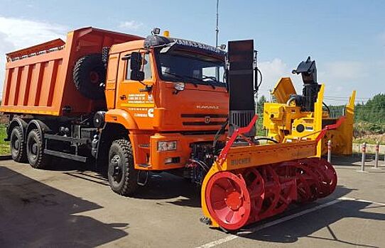 Создан уникальный спецавтомобиль для обслуживания дорог Якутии