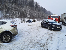 На российской трассе столкнулись более 20 машин