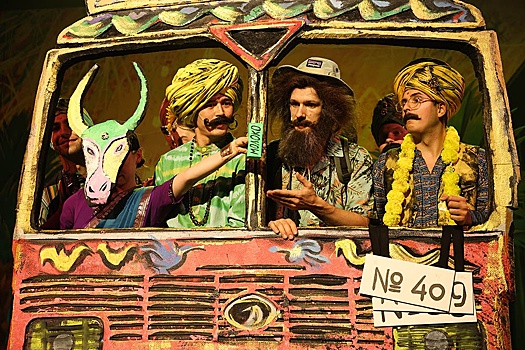 Морж, учитель и поэт. В МХТ им. Чехова дают спектакль для юных и мудрых