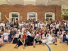 Больше часа на гвоздях: как россияне установили массовый мировой рекорд