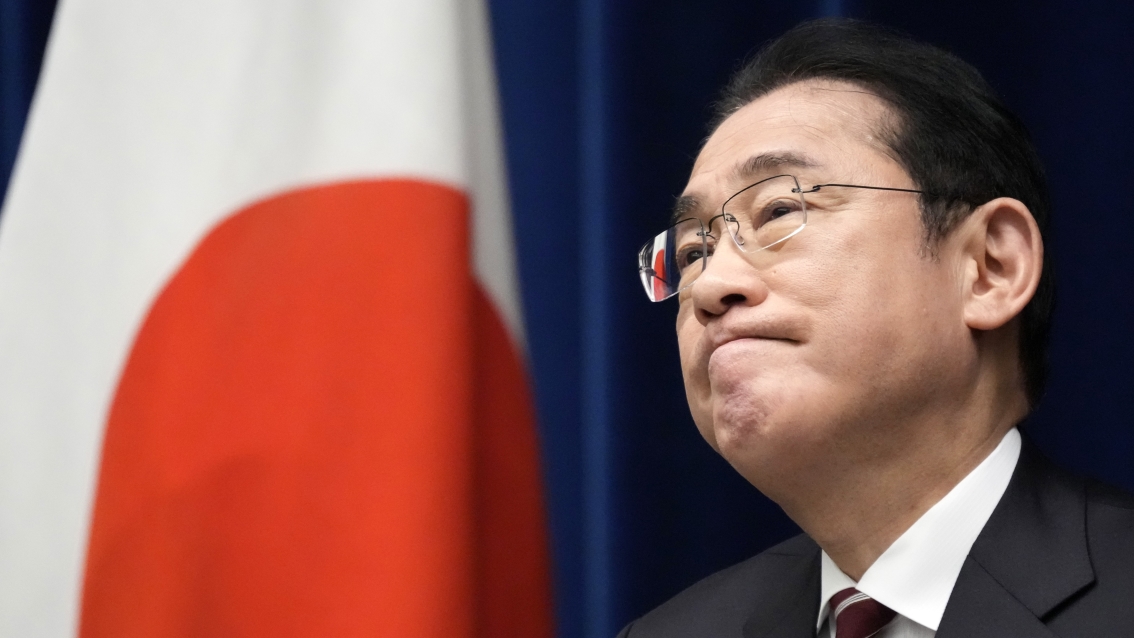 Премьер Японии рассказал о готовности встретиться с Ким Чен Ыном