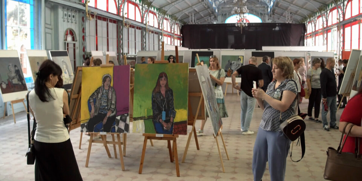 Выставка Анатолия Любавина открылась в Пятигорске