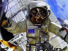 Российские космонавты впервые в 2023 году вышли в открытый космос