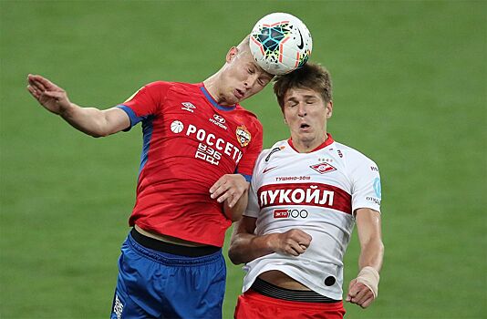 Защитник ЦСКА Магнуссон продолжит реабилитацию после травмы в Исландии