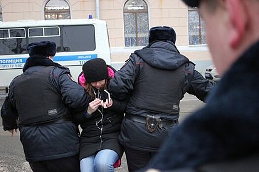 Большую часть задержанных в Москве активистов отпустили из полиции
