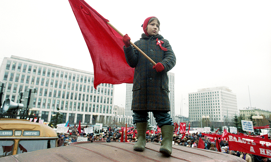 25 мая рф. Горбачев 25 декабря 1991. 25 Декабря 1991 Москва. Кремль 25 декабря 1991. СССР 25 декабря 1991 года.