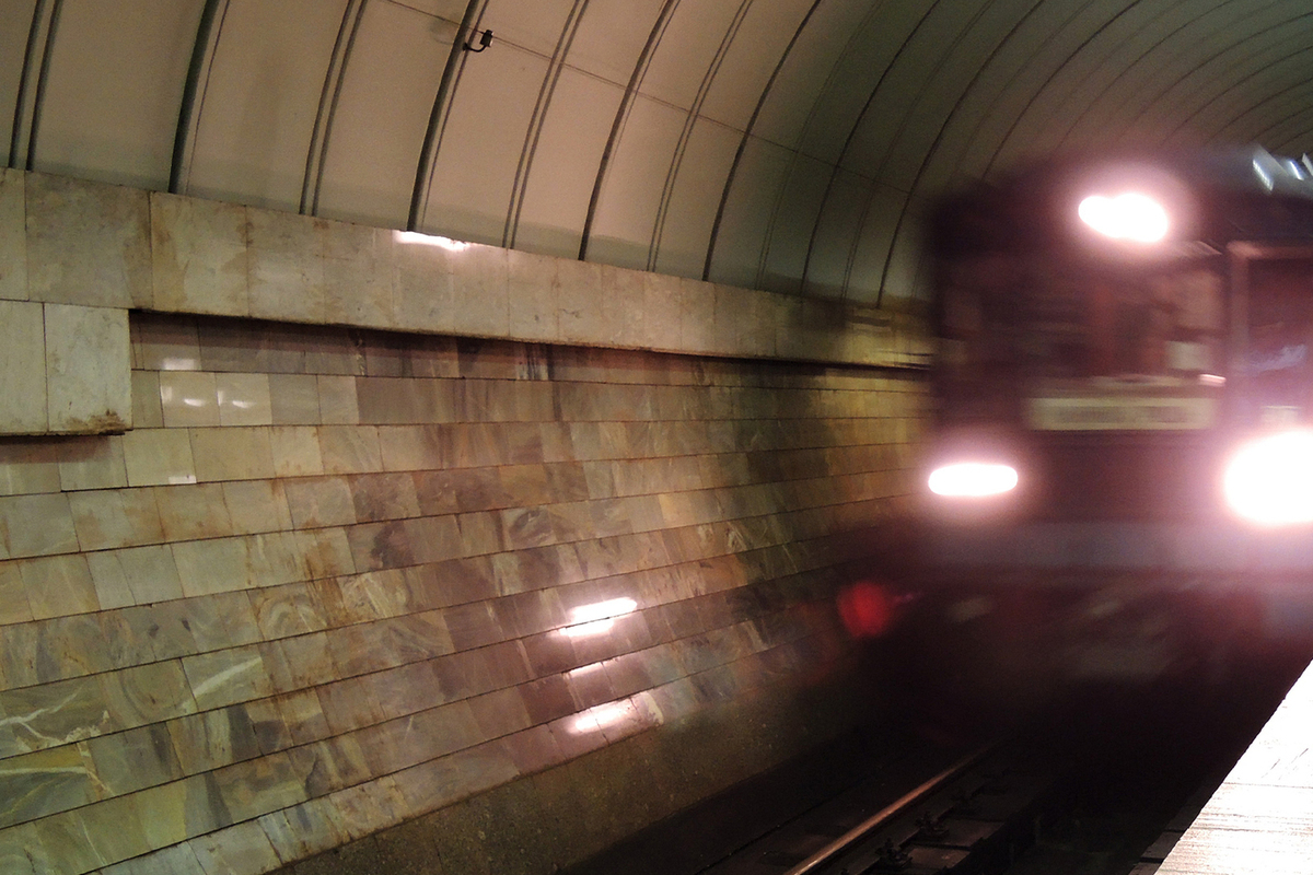 Стали известны подробности гибели 10-летнего школьника в метро: засмотрелся в телефон