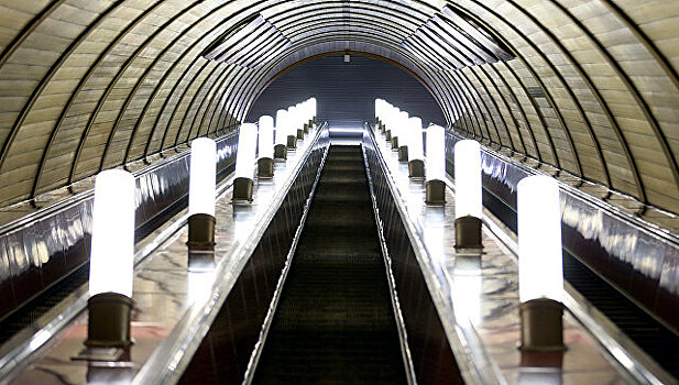 Более 60 эскалаторов отремонтировали в метро