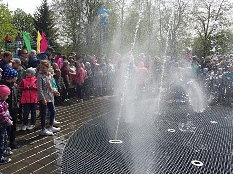 В Детском парке Орла торжественно запустили фонтан