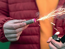 В Подмосковье ребенку оторвало пальцы после взрыва петарды в руках