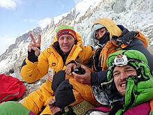 Француженку спасли при восхождении на «гору-убийцу»