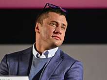 Павел Прилучный показал сына во время тренировки