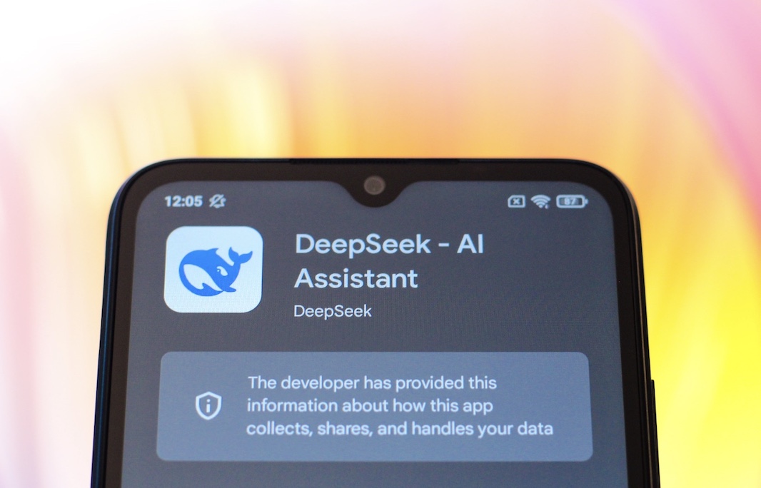 DeepSeek стал самым популярным бесплатным приложением в российском Google Play