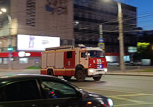 В Самаре ночью 5 декабря в доме на улице Свободы загорелись домашние вещи