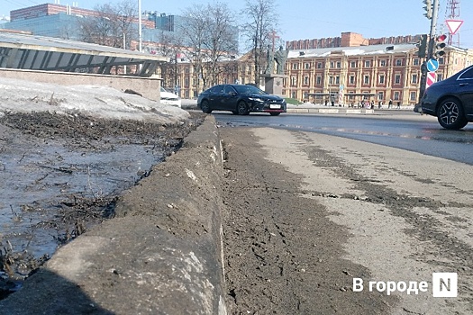 Эксперт рассказала, чем опасны остатки пескосоляной смеси на нижегородских дорогах