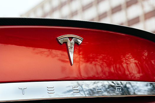 У Tesla очередной крупный отзыв: проблемными оказались полмиллиона машин