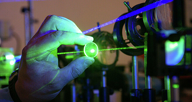 Предложена концепция лазерного скальпеля с «кривым» лезвием