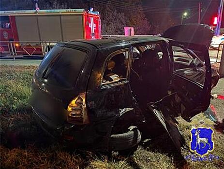 В Чапаевске столкнулись "Калина" и ВАЗ-2112, есть пострадавшие