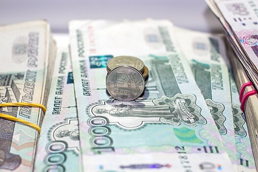 Россияне стали брать еще больше кредитов. Из-за медленного роста доходов это несет большие риски