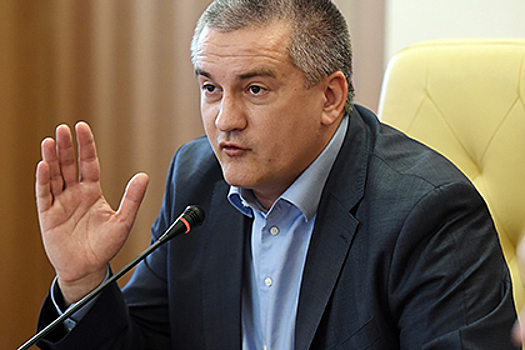 Депутат Рады отправил главу Аксенова к психиатру