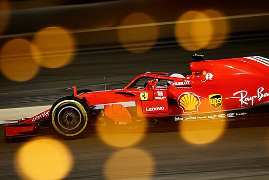 Себастьян Феттель выиграл квалификацию Гран-при Бахрейна, Сироткин — 18-й