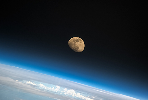 Стройка на Луне: на спутнике Земли планируют возвести российскую базу