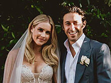 Звезда «Дневников вампира» Клэр Холт вышла замуж во второй раз