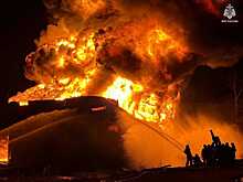 Воронежские пожарные рассказали, сколько ушло воды на тушение нефтебазы